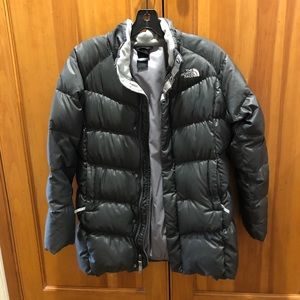 The North Face Girls' Down Long Sleeve 550 Puffer